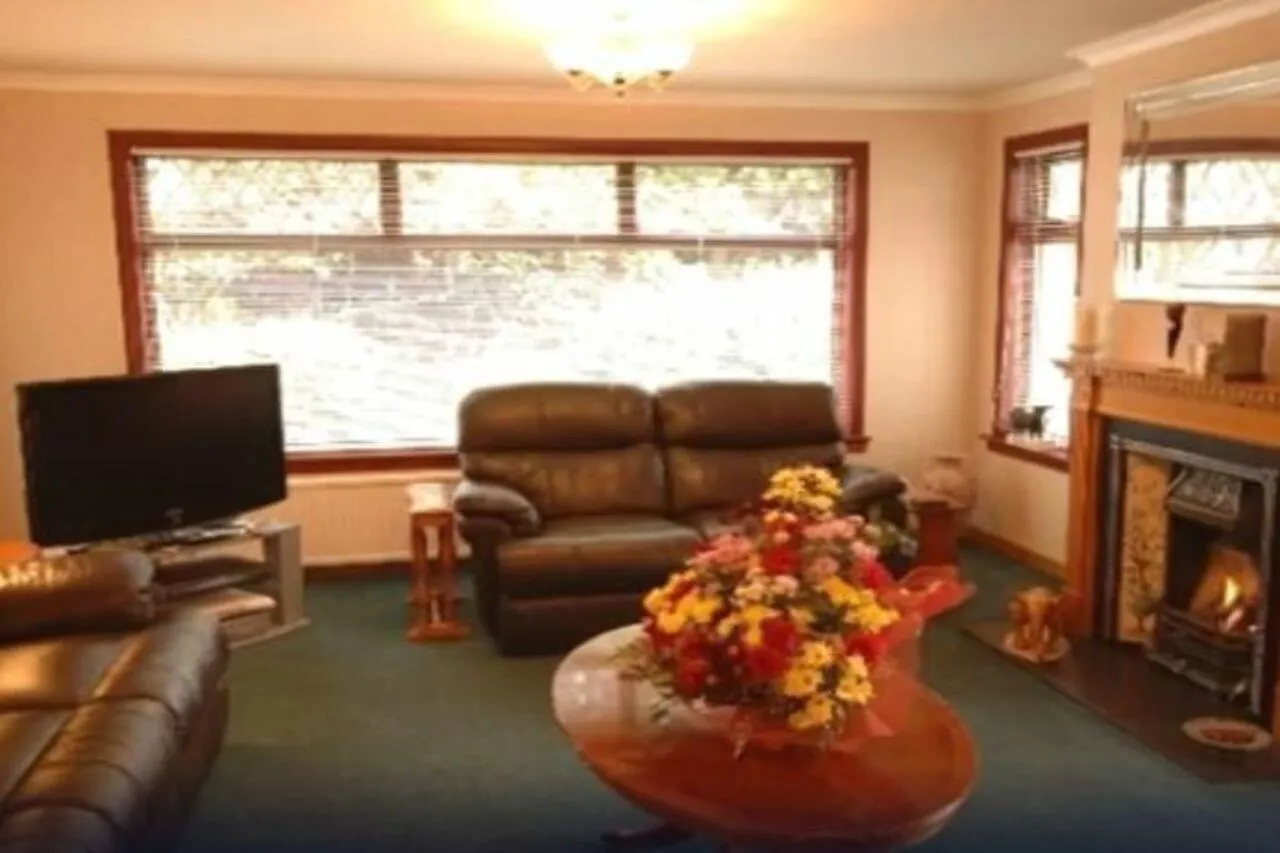 The Roods B&B Inverkeithing Hotel