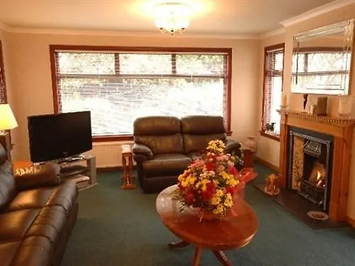 The Roods B&B Inverkeithing 4*,